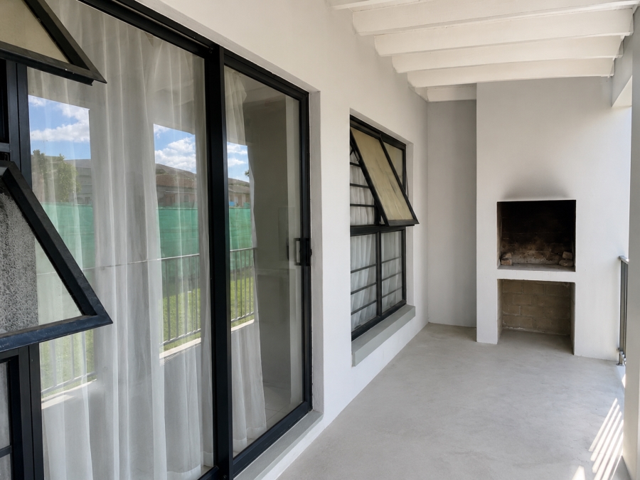 2 Bedroom Property for Sale in Burgundy Estate Western Cape